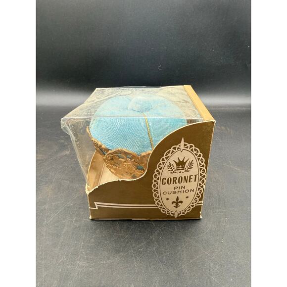 Vintage Light Blue Coronet Pin Cushion in Original Box - missing crown - Picture 1 of 8